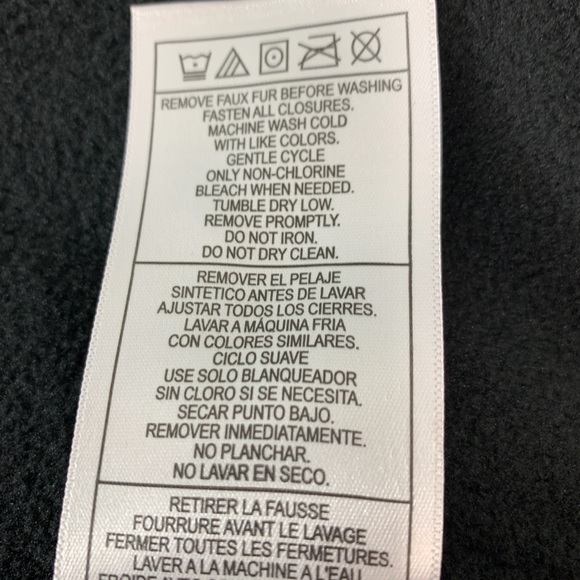 Canada Weather Gear Girls Red Puffer Vest Size 6X Faux Fur Zipper - Picture 4 of 6